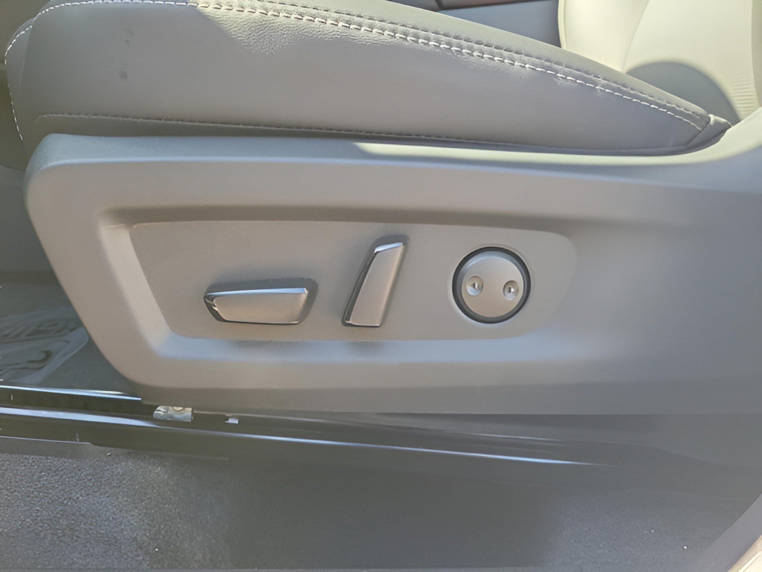 Used 2026 Nissan Murano SL AWD/4WD image 17