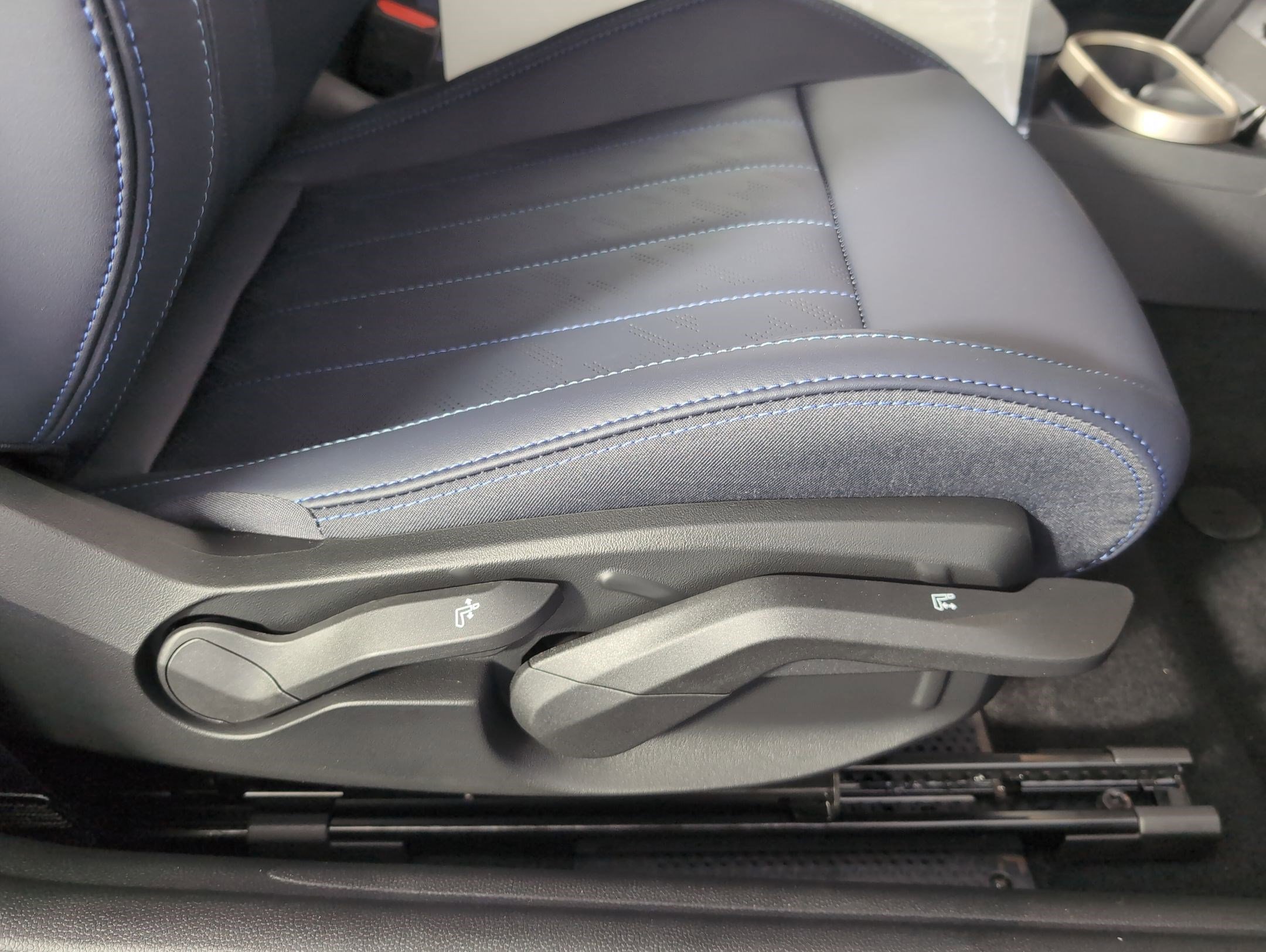 New 2026 MINI Cooper S image 29