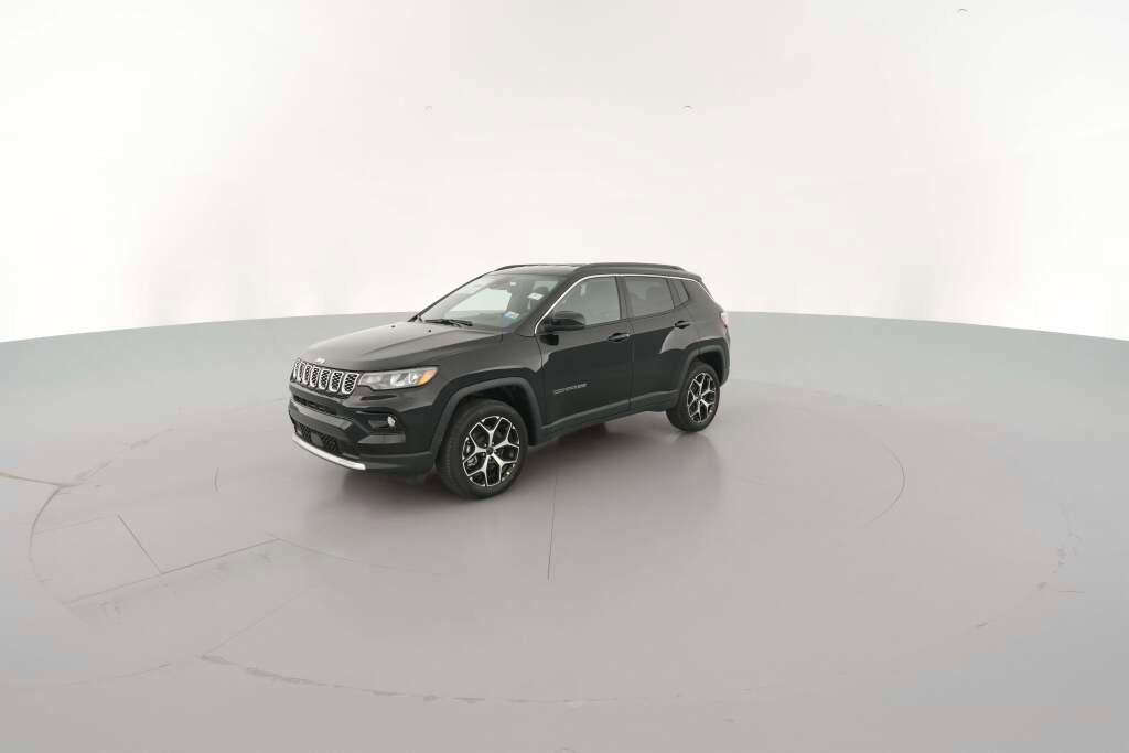 New 2026 Jeep Compass Limited image 4