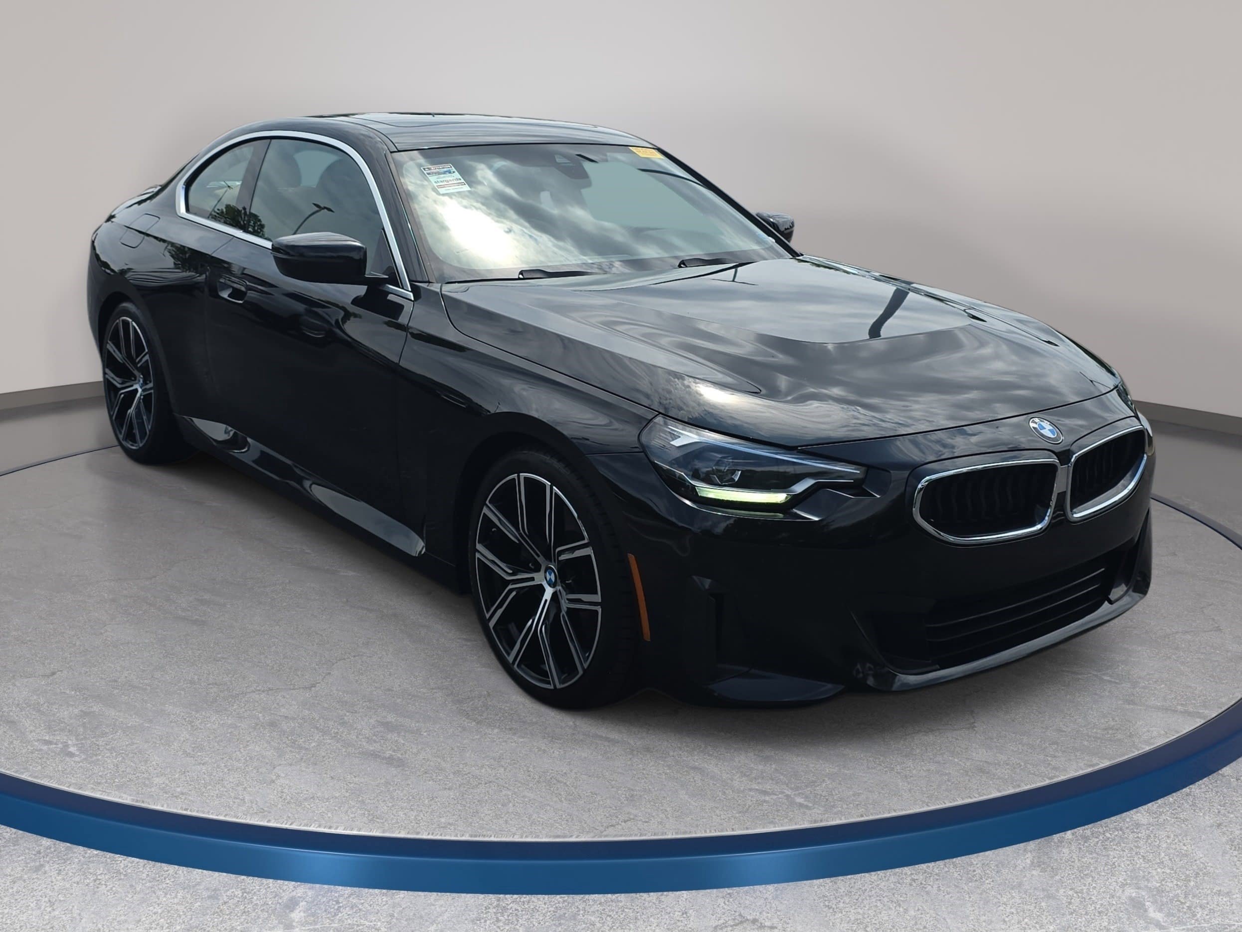 Used 2022 BMW 230i Coupe w/ Convenience Package RWD image 3