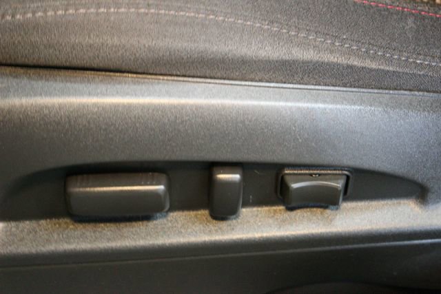 Used 2017 GMC Terrain SLE image 17