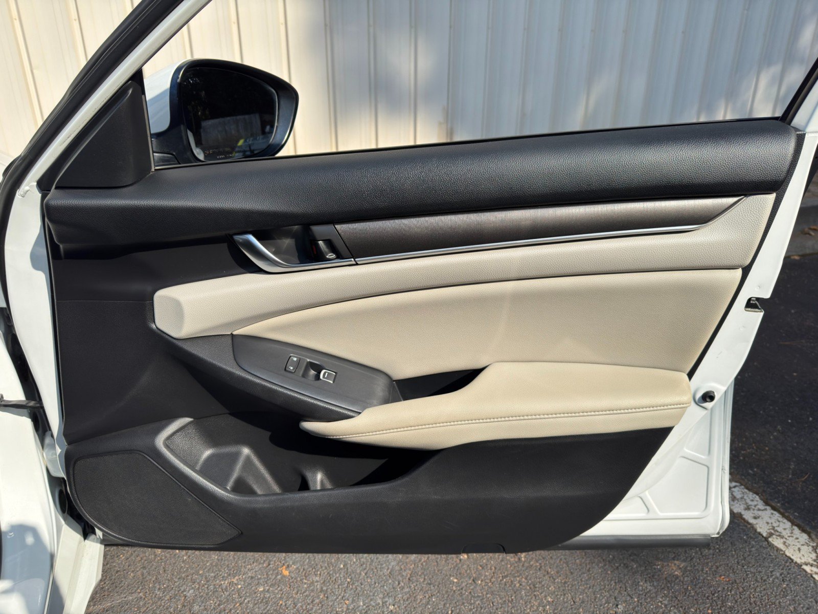 Used 2020 Honda Accord LX image 37