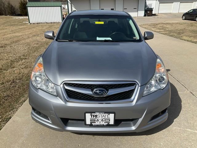 Used 2011 Subaru Legacy 2.5i Limited w/ Appearance Package 1E image 2