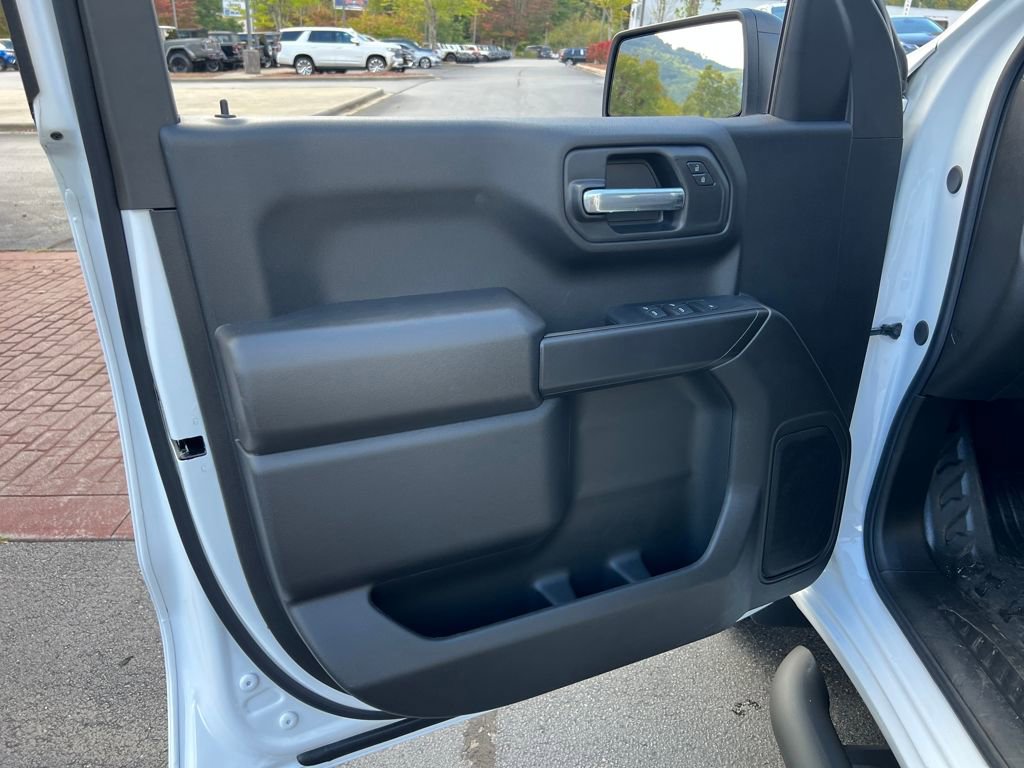 New 2026 Chevrolet Silverado 1500 W/T w/ Trailering Package image 26