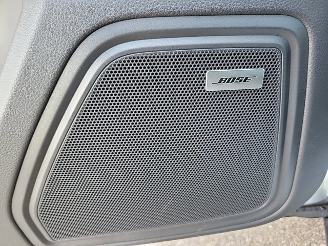 Used 2025 Porsche Macan image 26