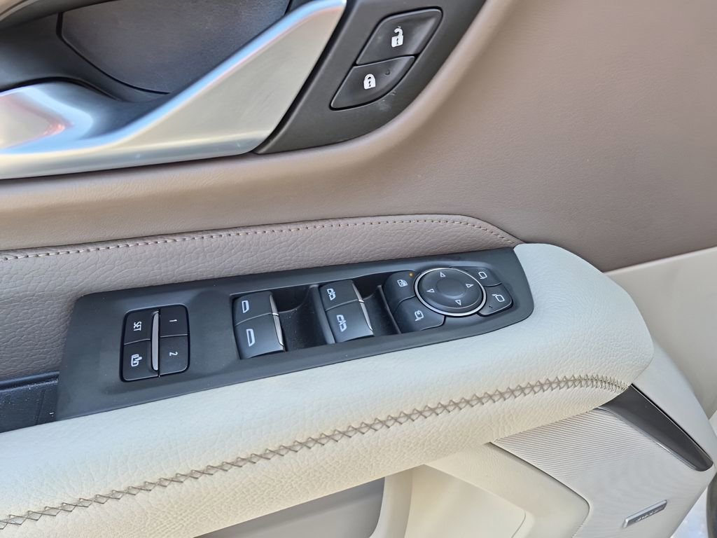 Used 2022 GMC Yukon Denali w/ Max Trailering Package AWD/4WD image 29