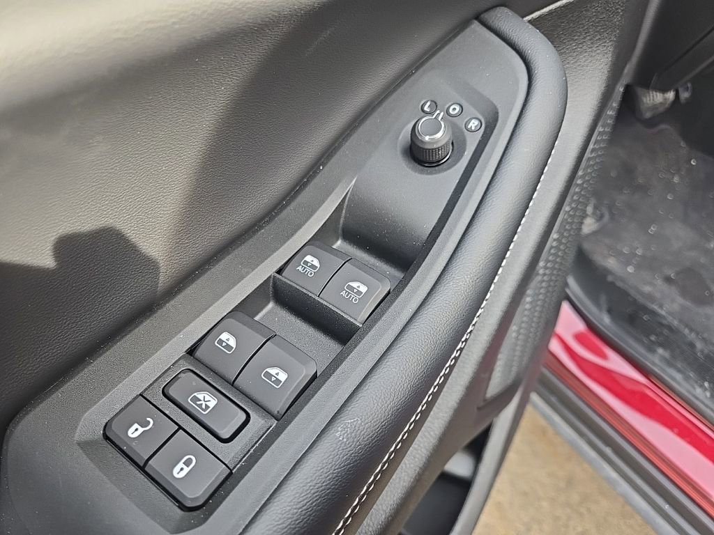 Used 2025 Jeep Grand Cherokee L Limited w/ Luxury Tech Group II image 27