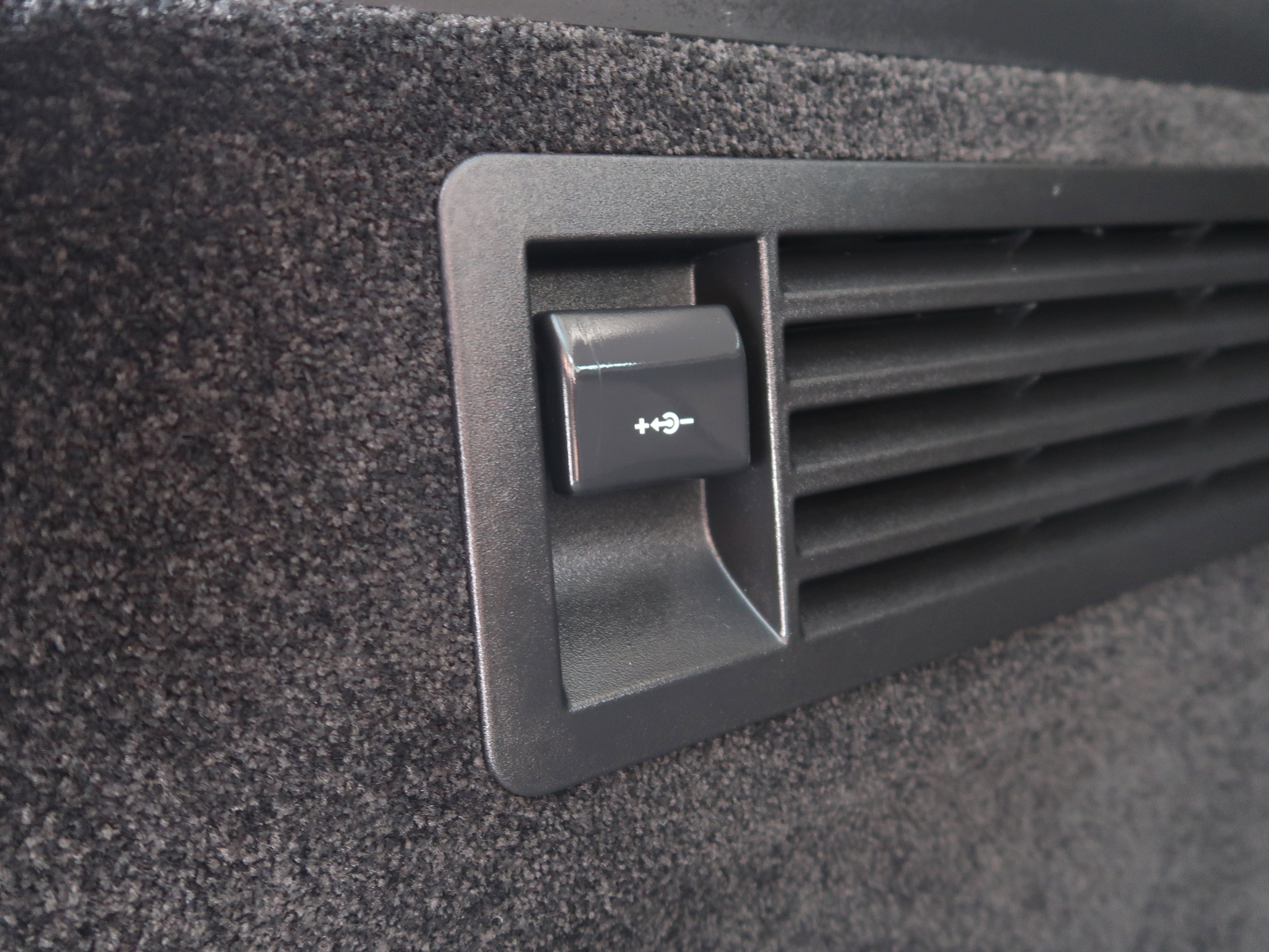 Used 2016 Land Rover Range Rover HSE image 51