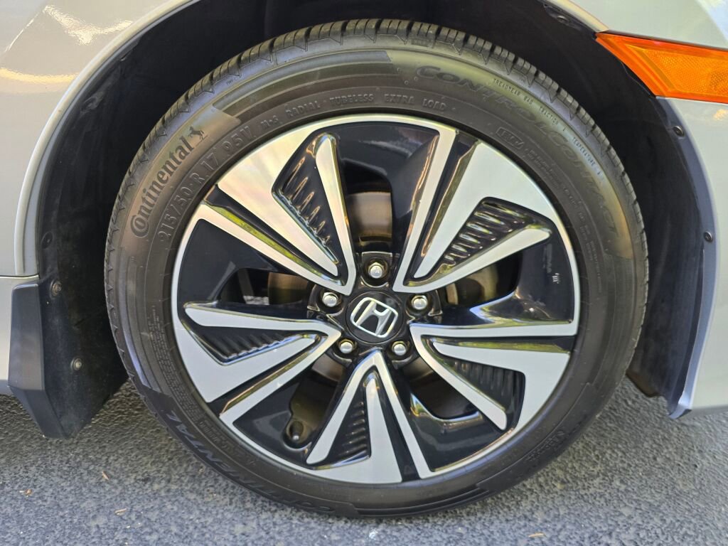 Used 2017 Honda Civic EX-T image 8