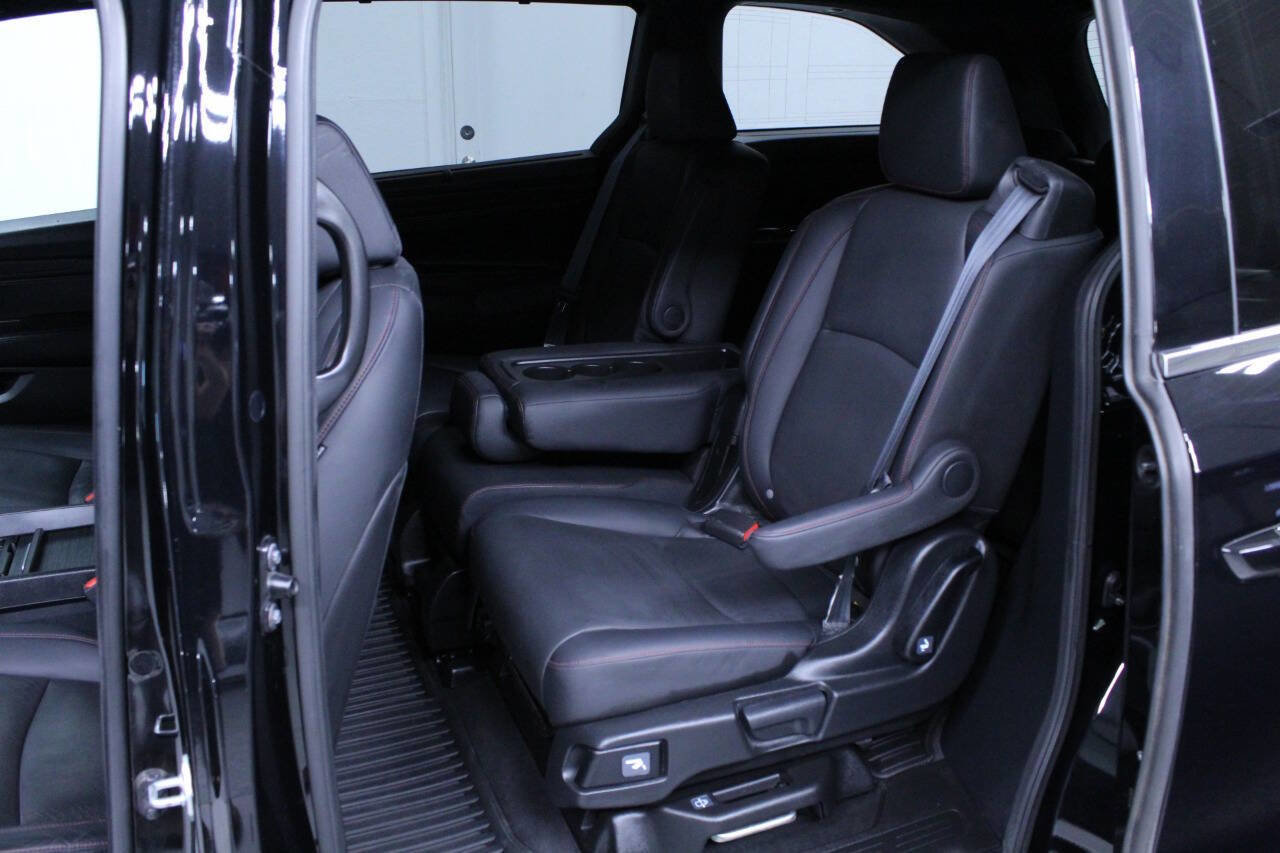 Used 2023 Honda Odyssey Sport image 33