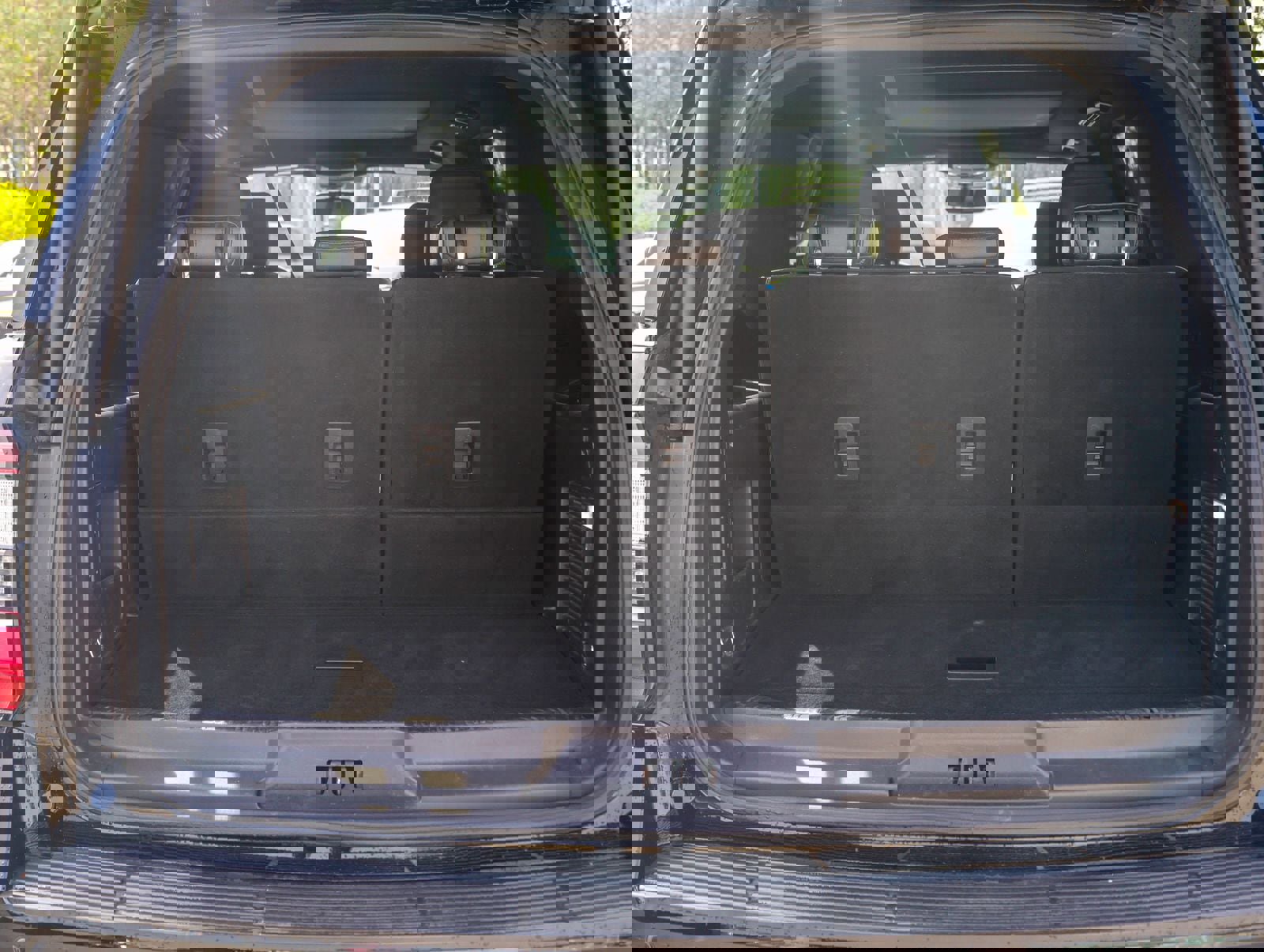 Used 2019 Ford Expedition Limited w/ Equipment Group 302A image 9