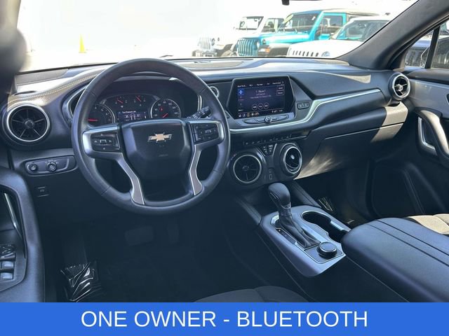 Used 2021 Chevrolet Blazer LT image 2