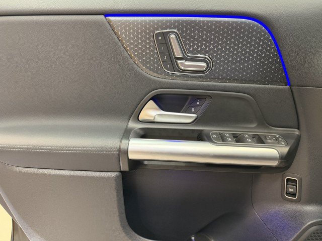 Certified 2025 Mercedes-Benz GLA 250 image 23