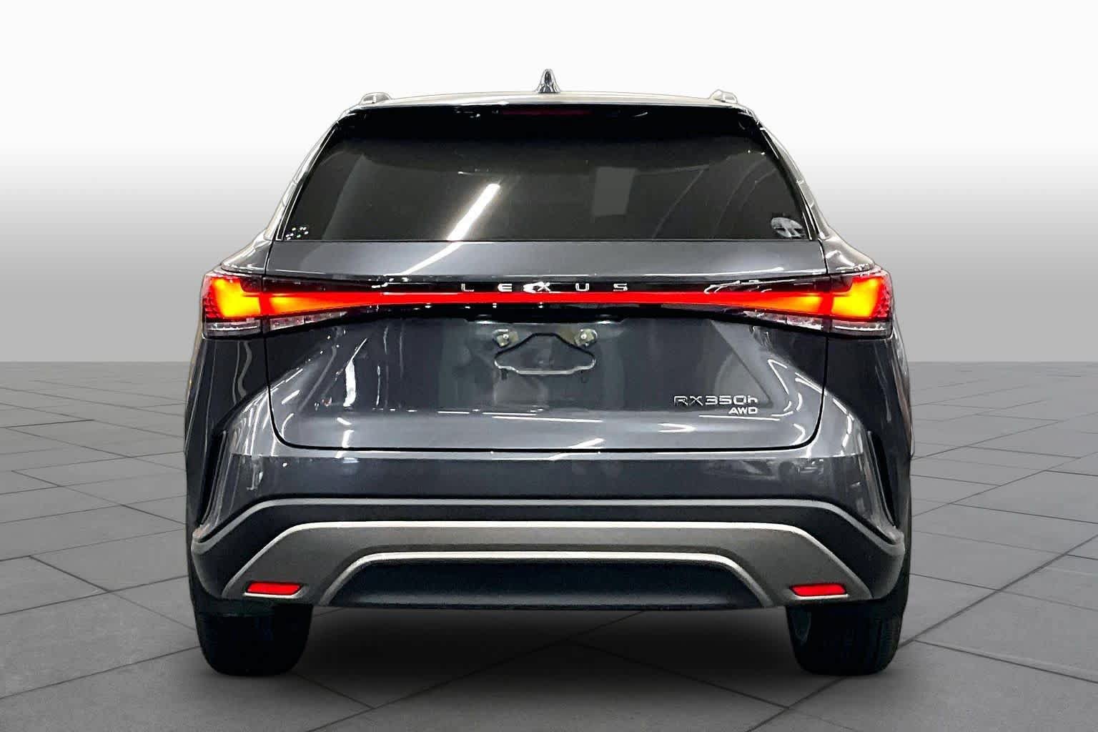 Used 2025 Lexus RX 350 w/ Convenience Package AWD/4WD image 5