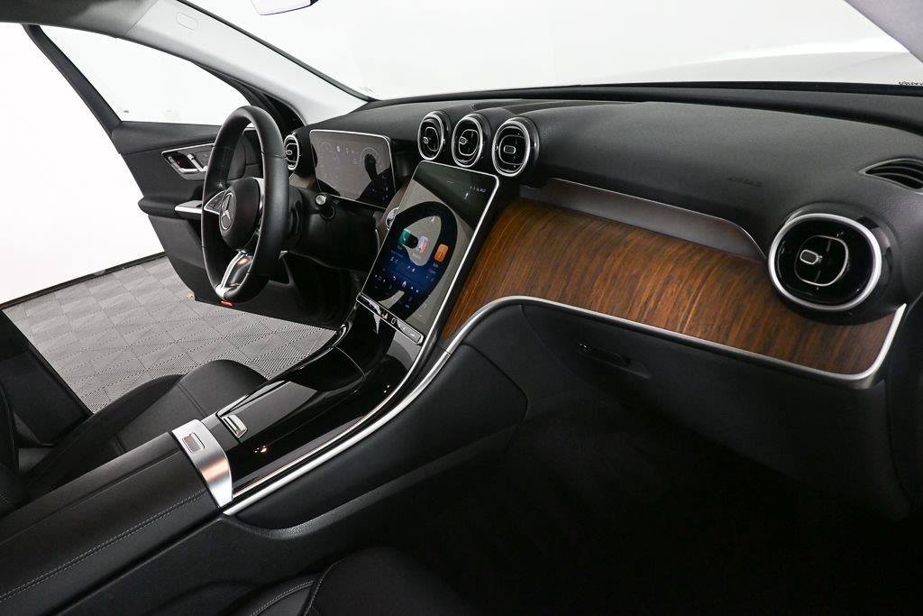 Certified 2025 Mercedes-Benz GLC 350e 4MATIC image 23