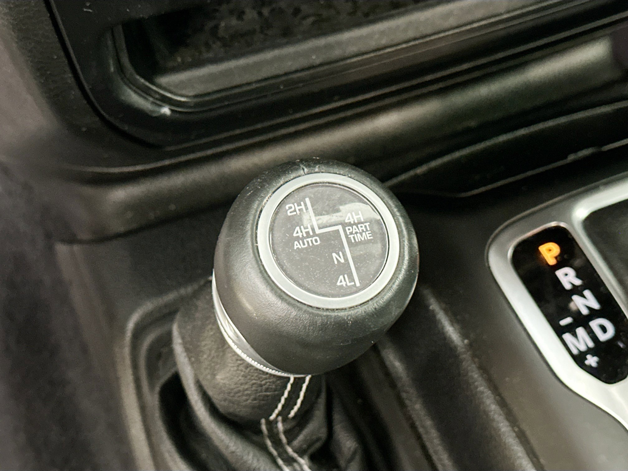 Used 2020 Jeep Wrangler Unlimited Sahara AWD/4WD image 23