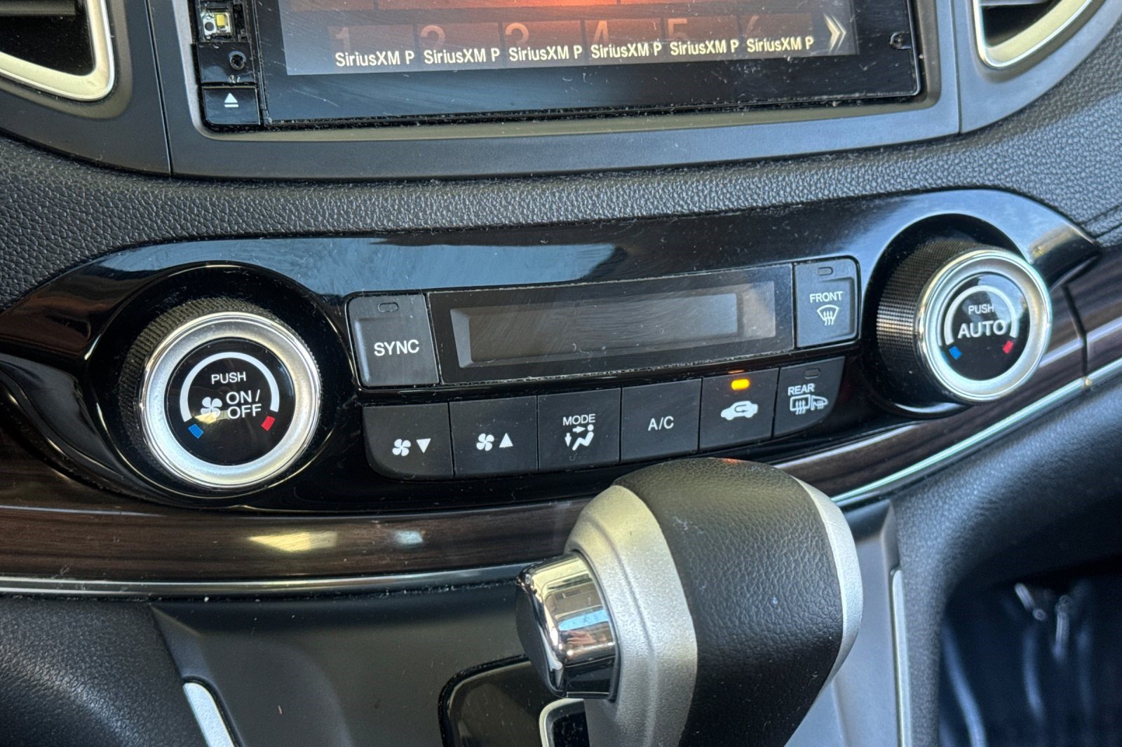 Used 2016 Honda CR-V EX-L image 19