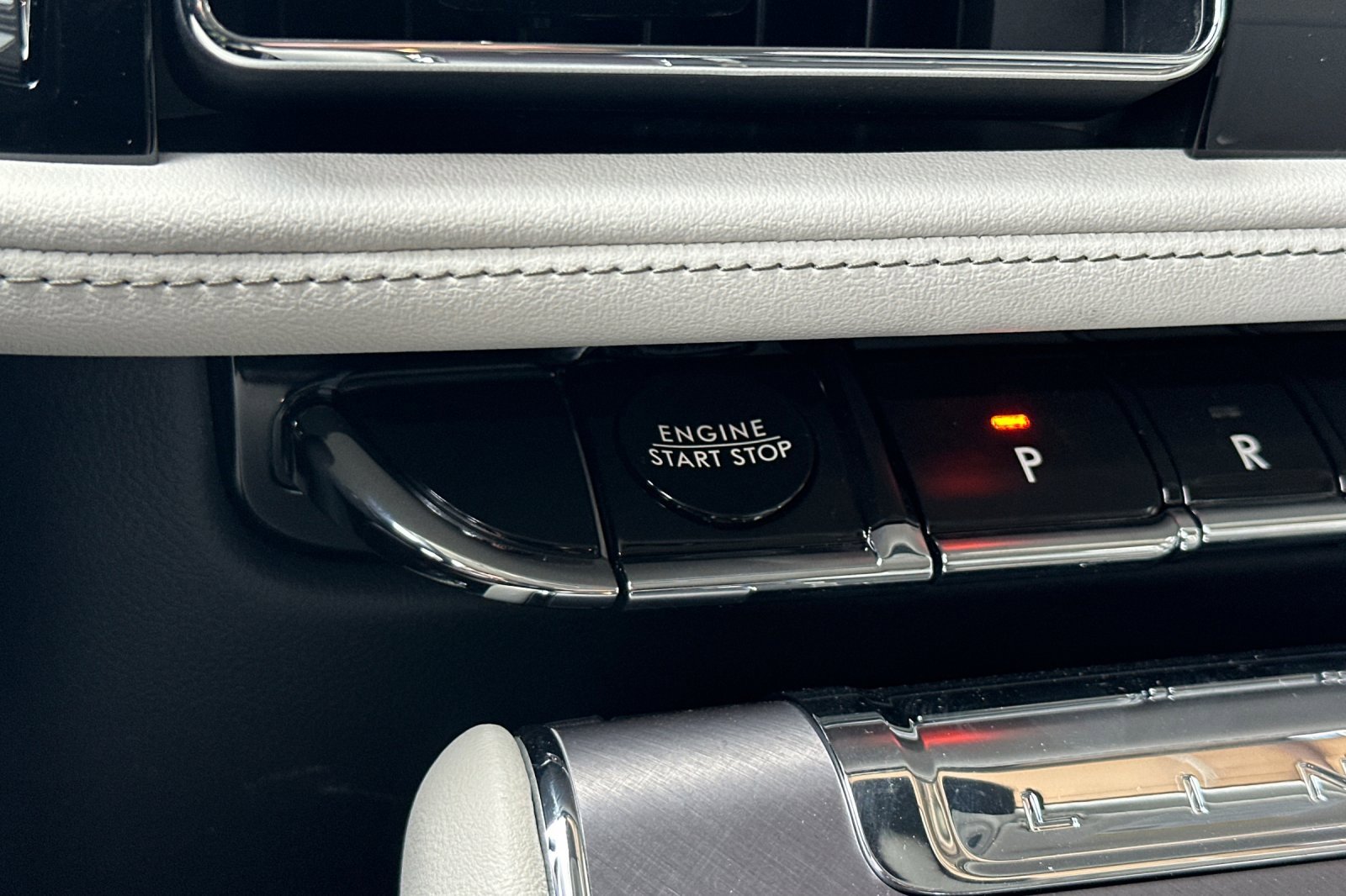 New 2026 Lincoln Aviator Premiere w/ Jet Appearance Package image 22