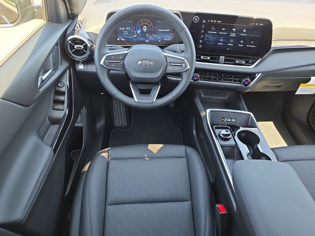 New 2026 Chevrolet Equinox LT w/ Convenience Package II FWD image 12