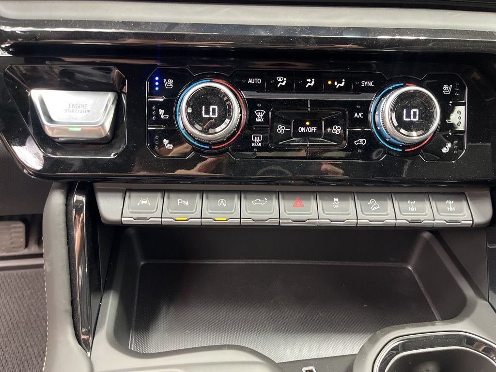 New 2026 GMC Sierra 1500 AT4X AWD/4WD image 16