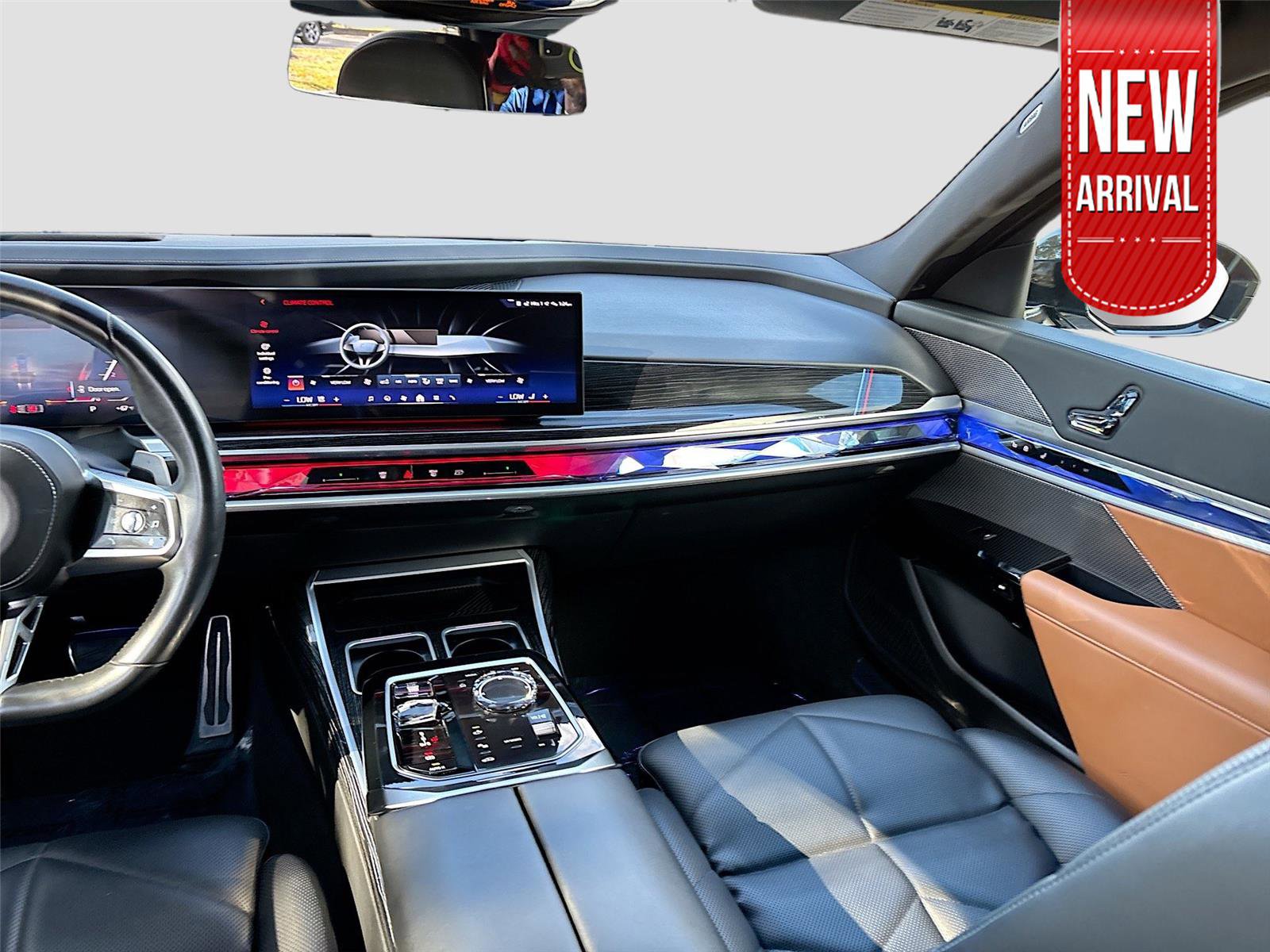 Used 2023 BMW 740i w/ Parking Assistance Package image 26