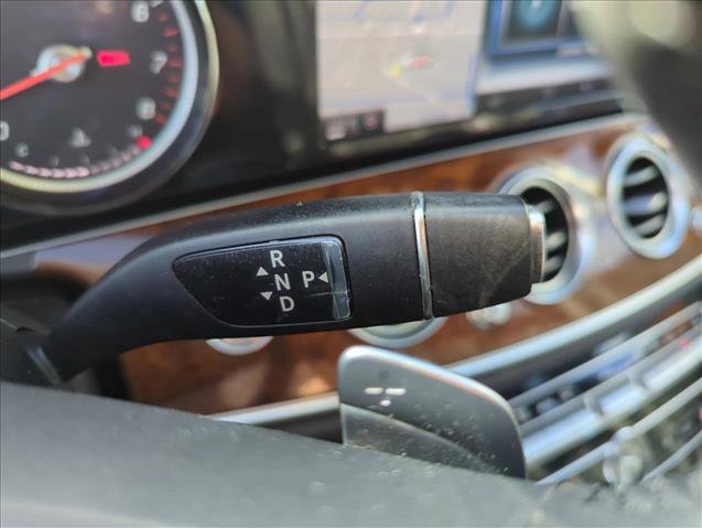 Used 2017 Mercedes-Benz E 300 E 300 Luxury image 9
