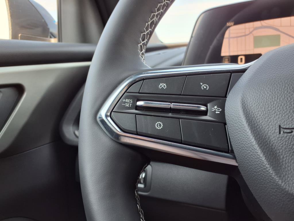 New 2026 Chevrolet Traverse LT w/ Driver Confidence Package image 8