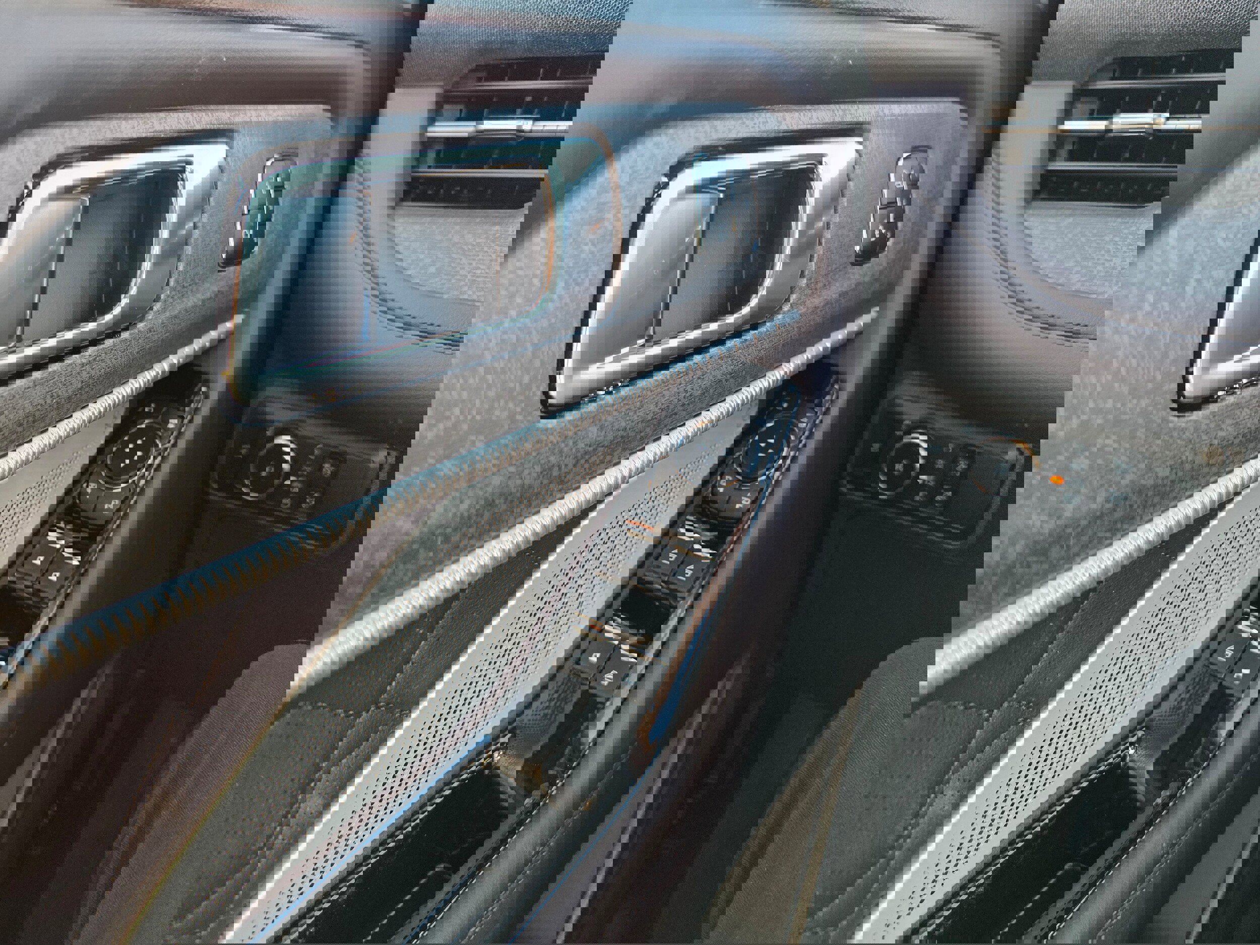 New 2026 Ford Explorer Platinum w/ LUX Leather Package image 19