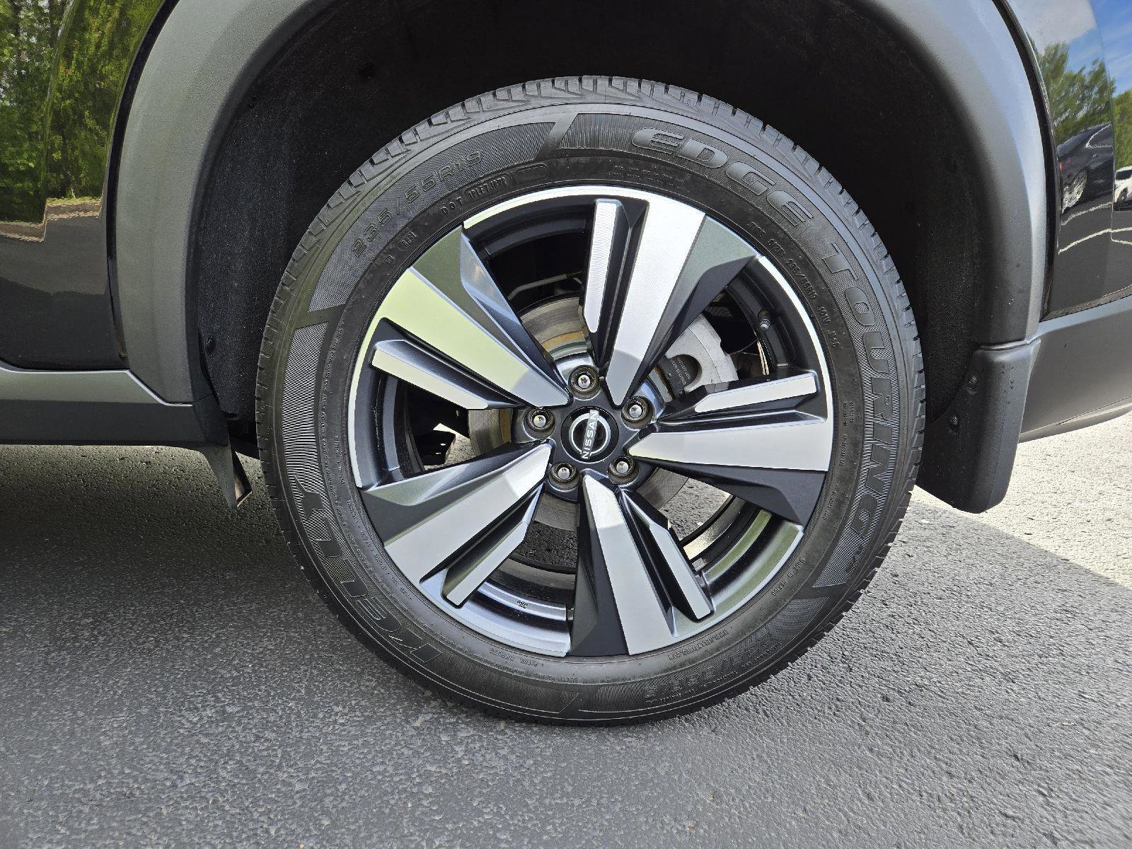 Used 2022 Nissan Rogue SL FWD image 11