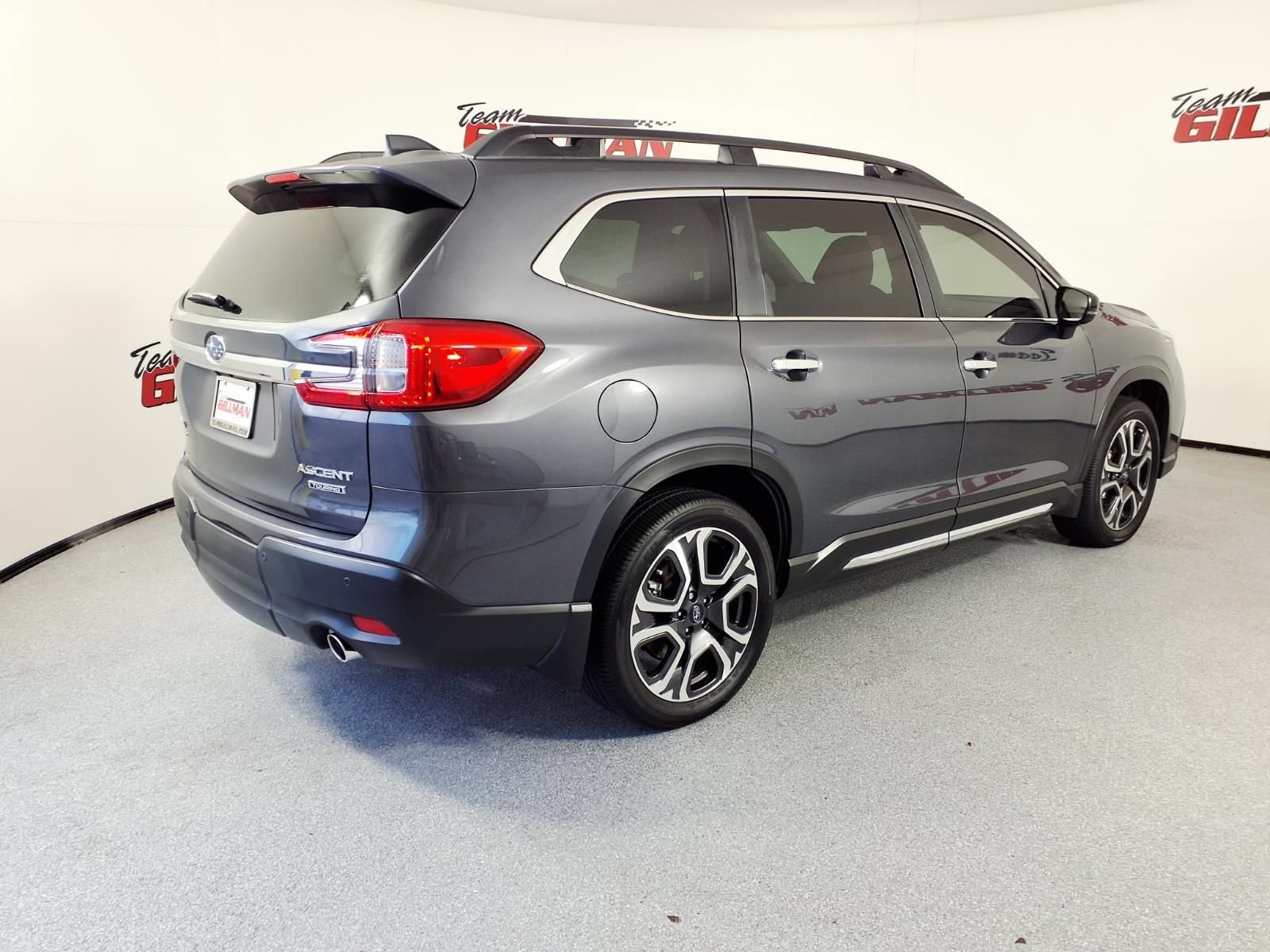 Used 2025 Subaru Ascent Touring image 5