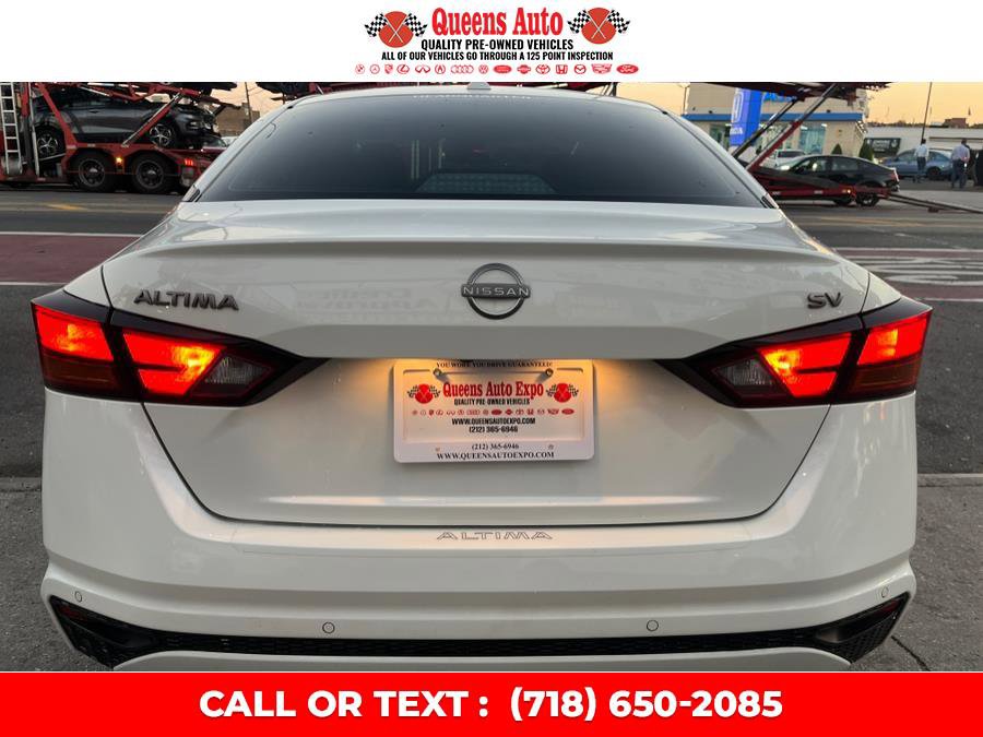 Used 2024 Nissan Altima 2.5 SV image 3