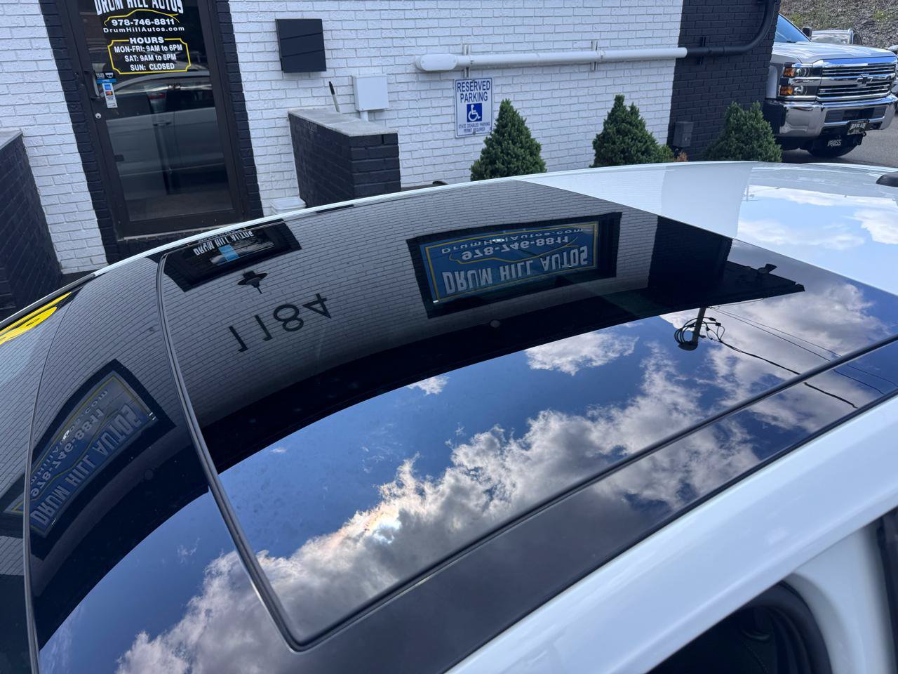 Used 2018 Volkswagen GTI SE FWD image 12