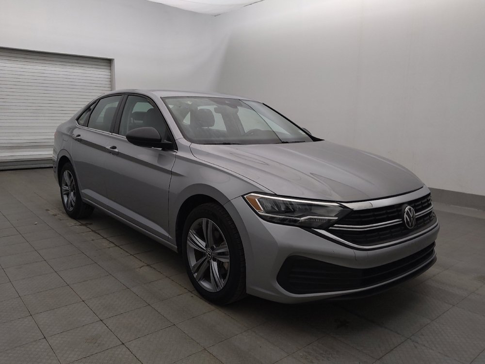 Used 2024 Volkswagen Jetta SE FWD image 11
