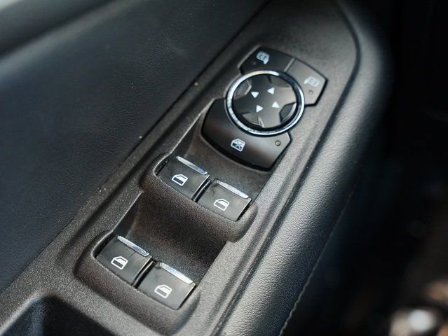 Used 2023 Ford Edge SEL image 26