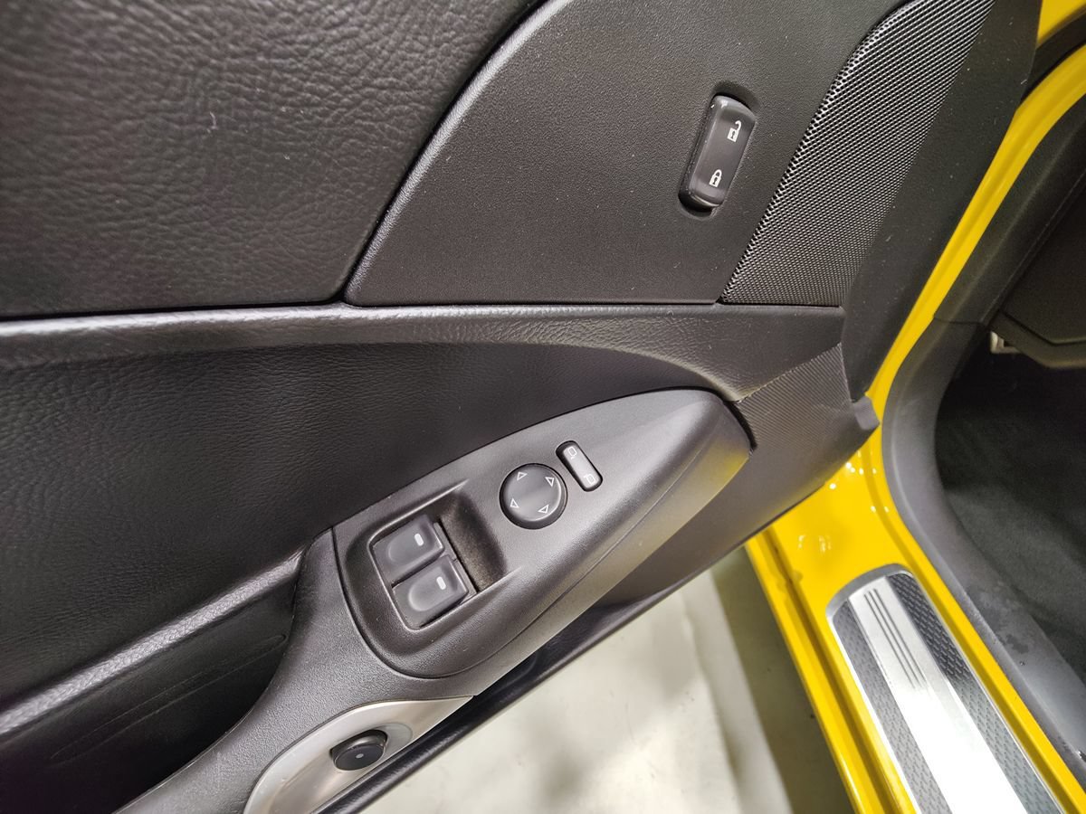 Used 2011 Chevrolet Corvette Grand Sport RWD image 23
