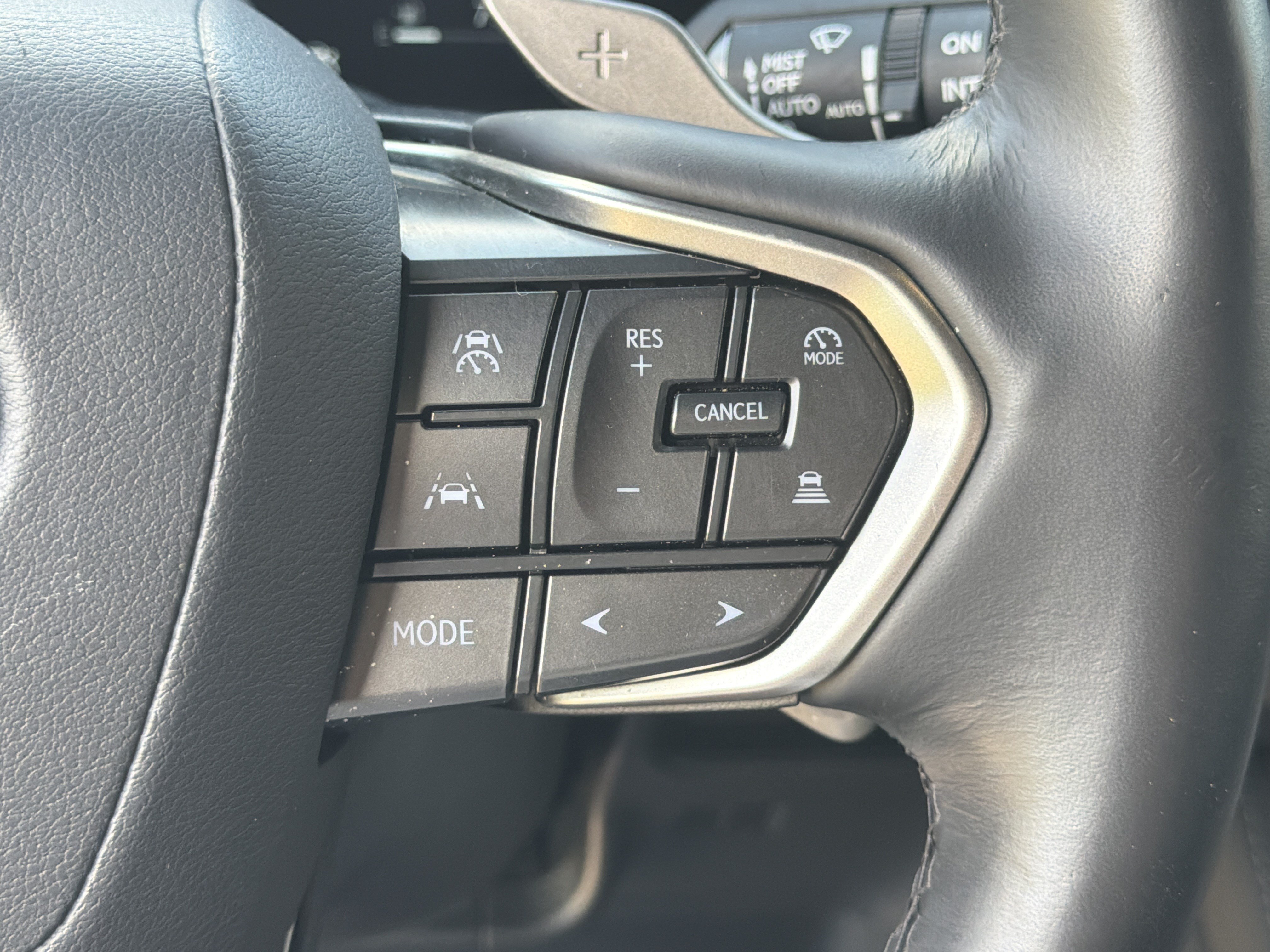 Used 2024 Lexus GX 550 w/ Accessory Package (Z1) AWD/4WD image 27