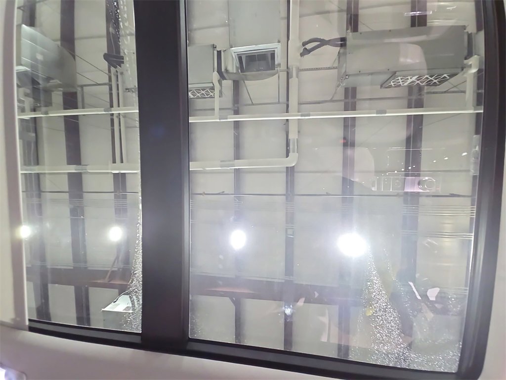 Used 2016 Land Rover Range Rover HSE image 31