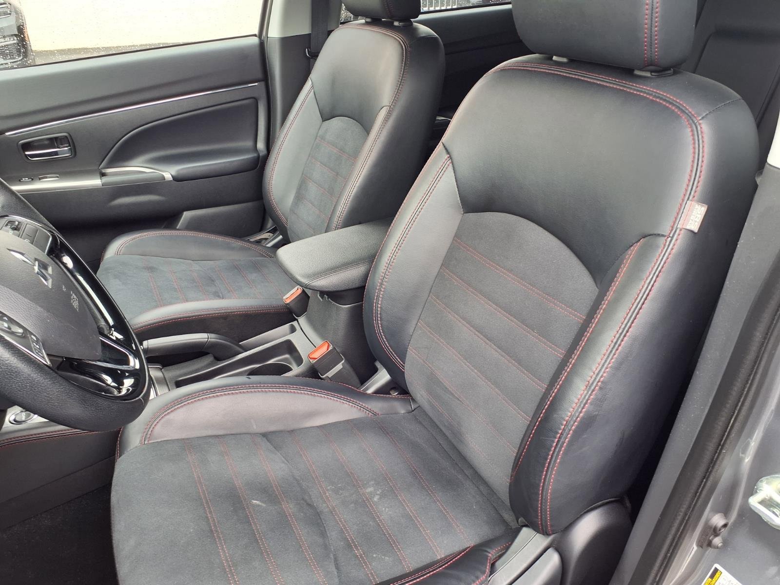 Used 2024 Mitsubishi Outlander Sport ES image 4