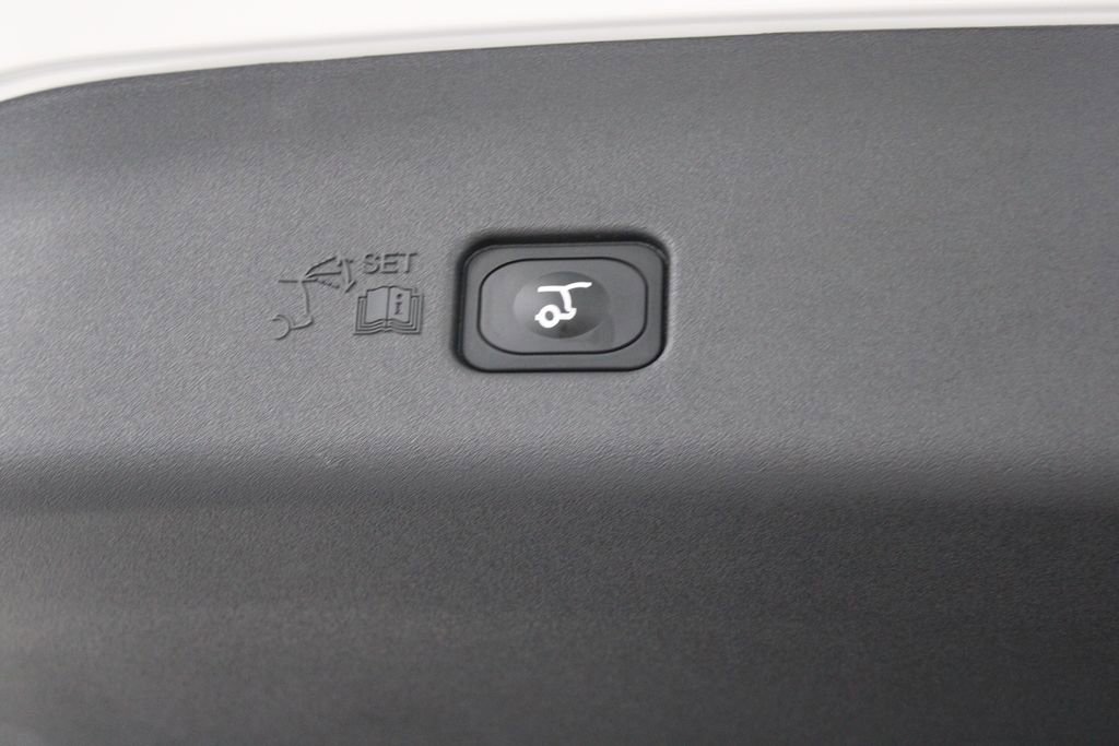 New 2026 Lincoln Nautilus Reserve w/ Jet Appearance Package image 15