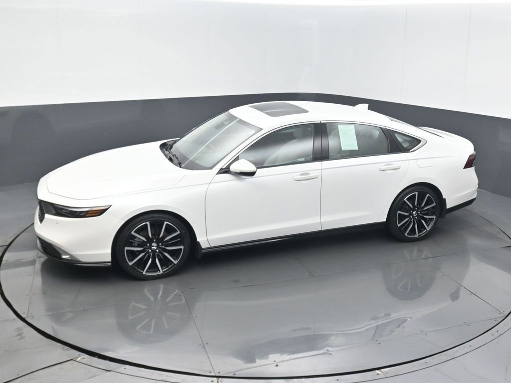 Certified 2023 Honda Accord Touring image 12