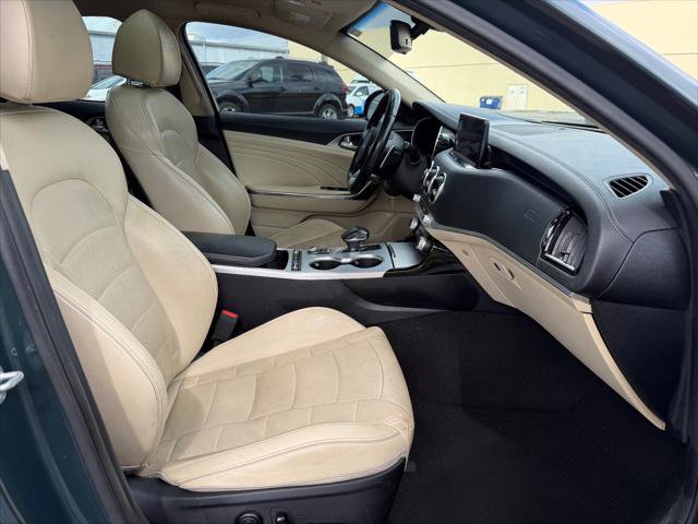 Used 2023 Kia Stinger GT2 image 12