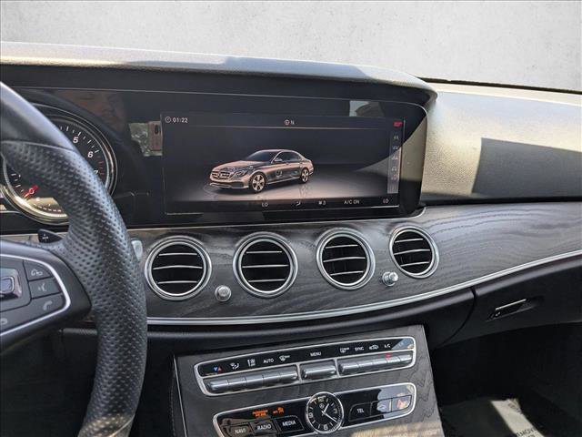 Used 2018 Mercedes-Benz E 400 4MATIC Sedan image 13