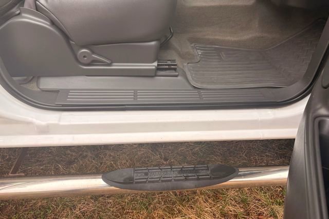 Used 2006 Chevrolet Silverado 2500 LT AWD/4WD image 25