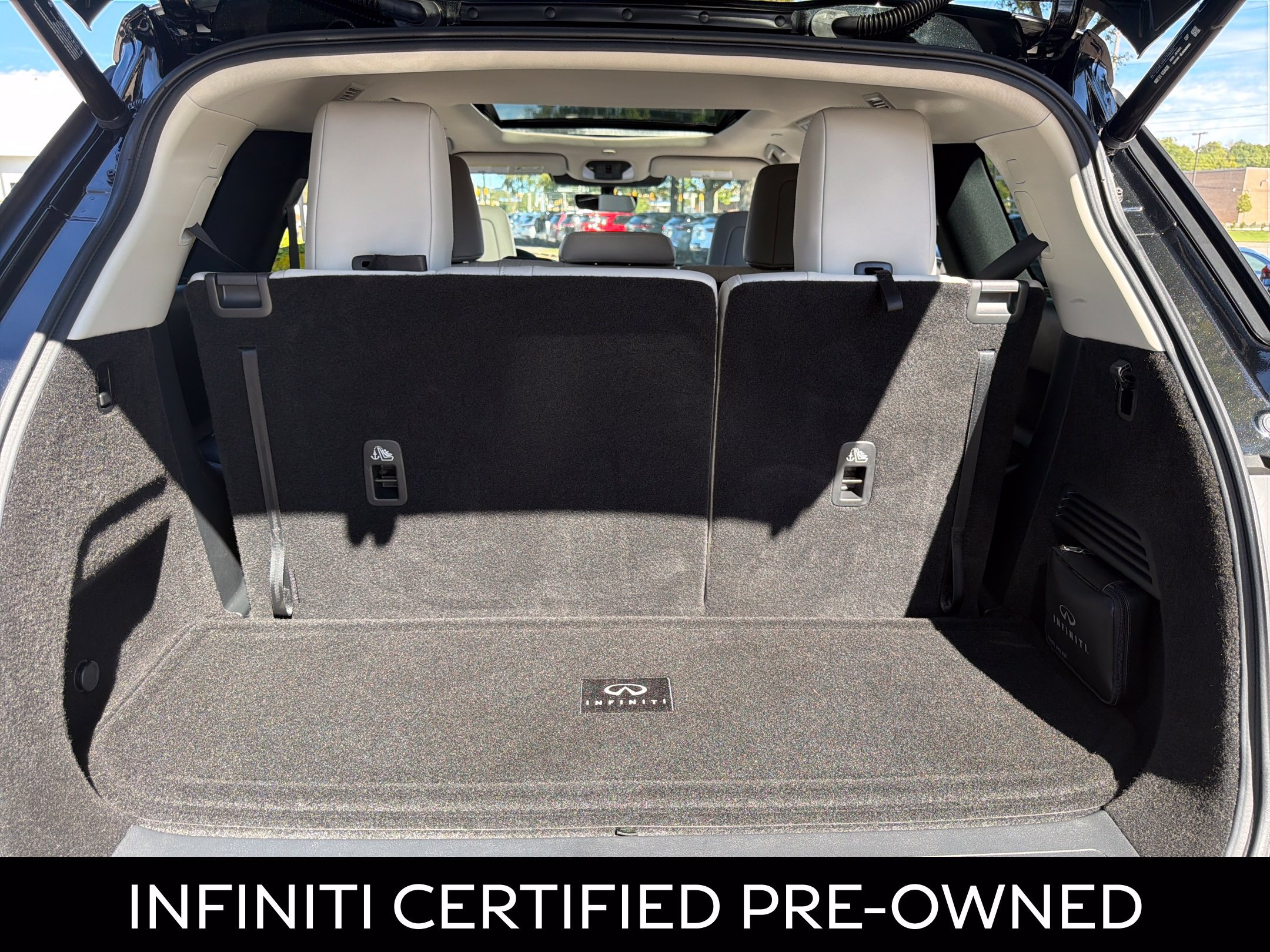 Certified 2026 INFINITI QX60 Luxe w/ Cargo Package FWD image 32