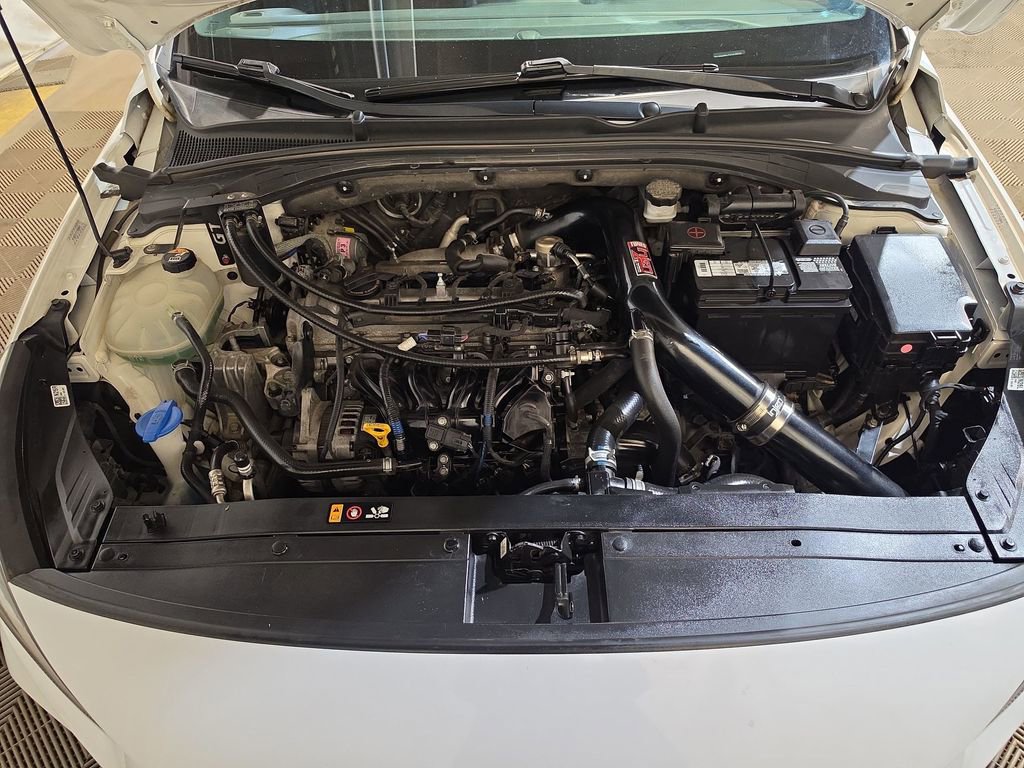 Used 2020 Hyundai Elantra GT N Line image 17