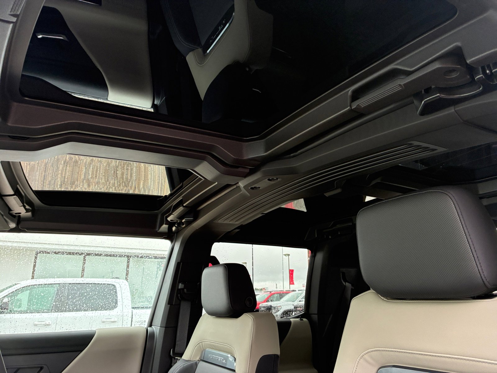 New 2026 GMC Hummer EV 4x4 Crew Cab image 19
