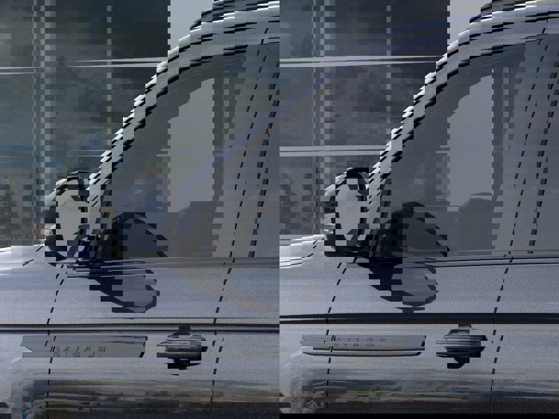 New 2026 Lincoln Navigator L Reserve w/ Jet Appearance Package image 20