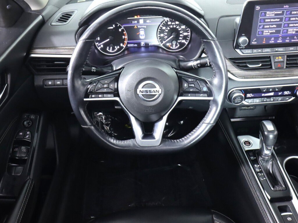 Used 2020 Nissan Altima 2.5 SL FWD image 32