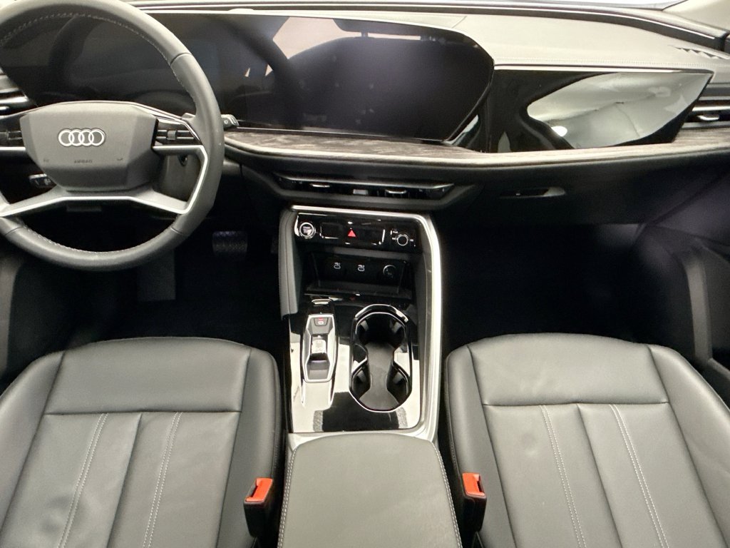 Used 2026 Audi Q5 Premium Plus AWD/4WD image 13