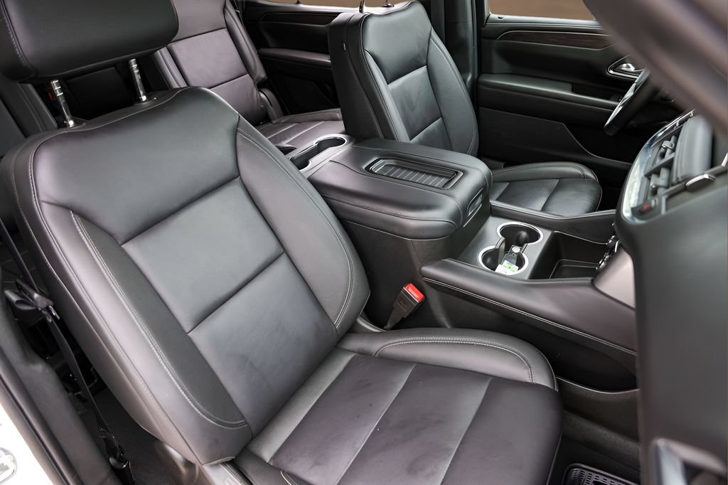 Used 2024 Chevrolet Tahoe LT AWD/4WD image 32